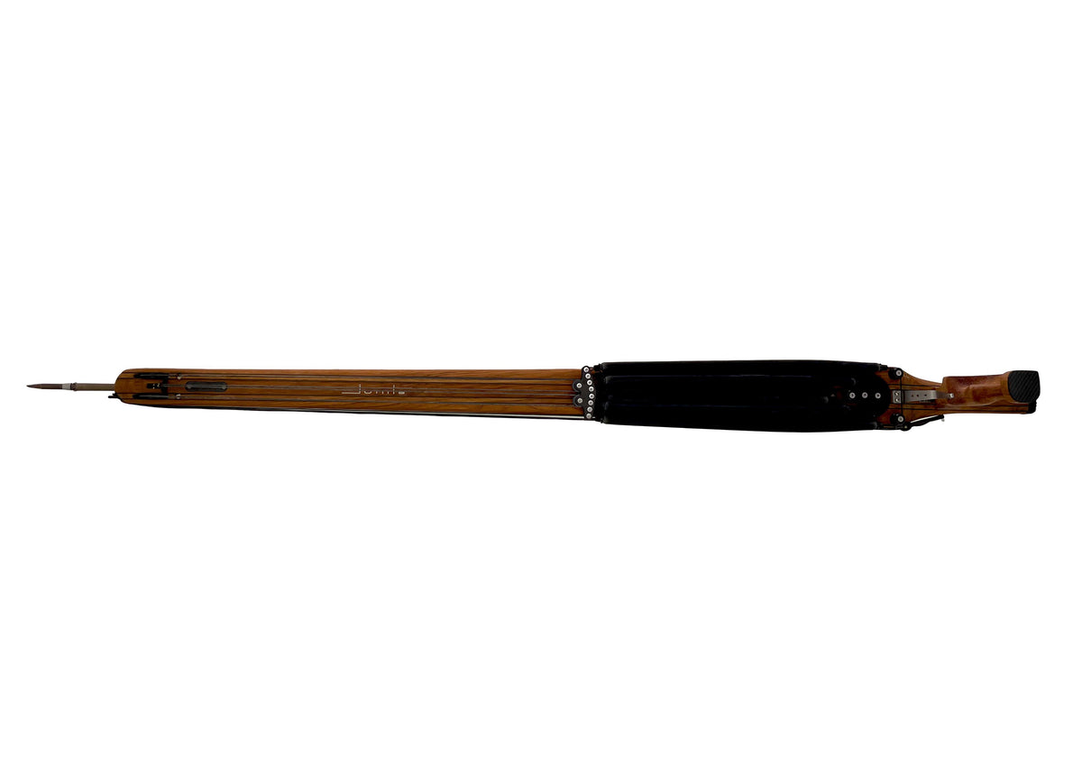 Premium teak body of the VAU 115 EXTREME speargun
